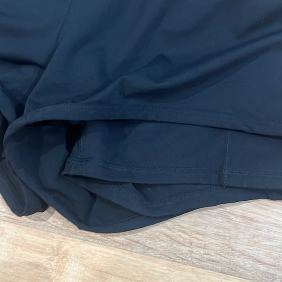 Fabletics lined black shorts - Picture 2 of 5